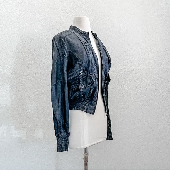 Black jacket - Picture 16 of 16